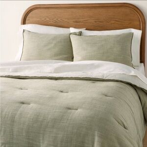 NWT 3pc Full/Queen Reversible Duvet Cover Set Green Hearth & Hand with Magnolia